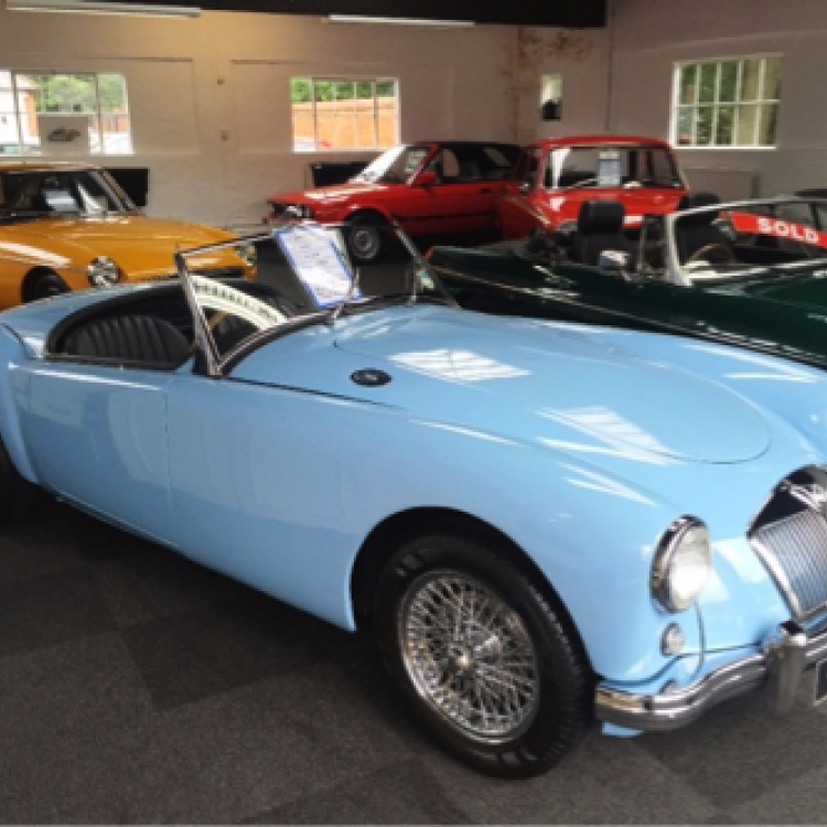 MG MGA Series 1 - Iris blue